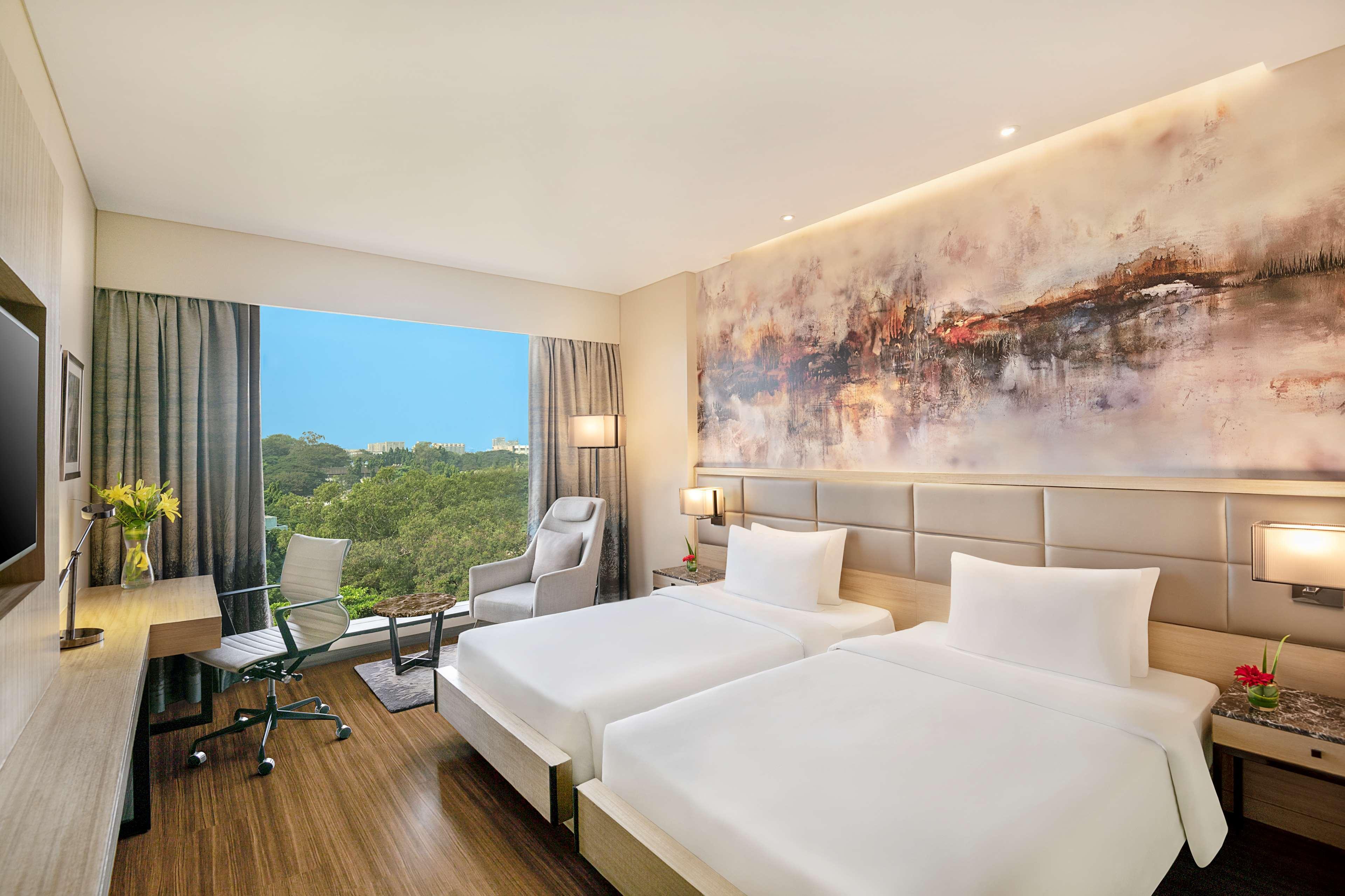 Radisson Mumbai Andheri Midc ภายนอก รูปภาพ Deluxe Room