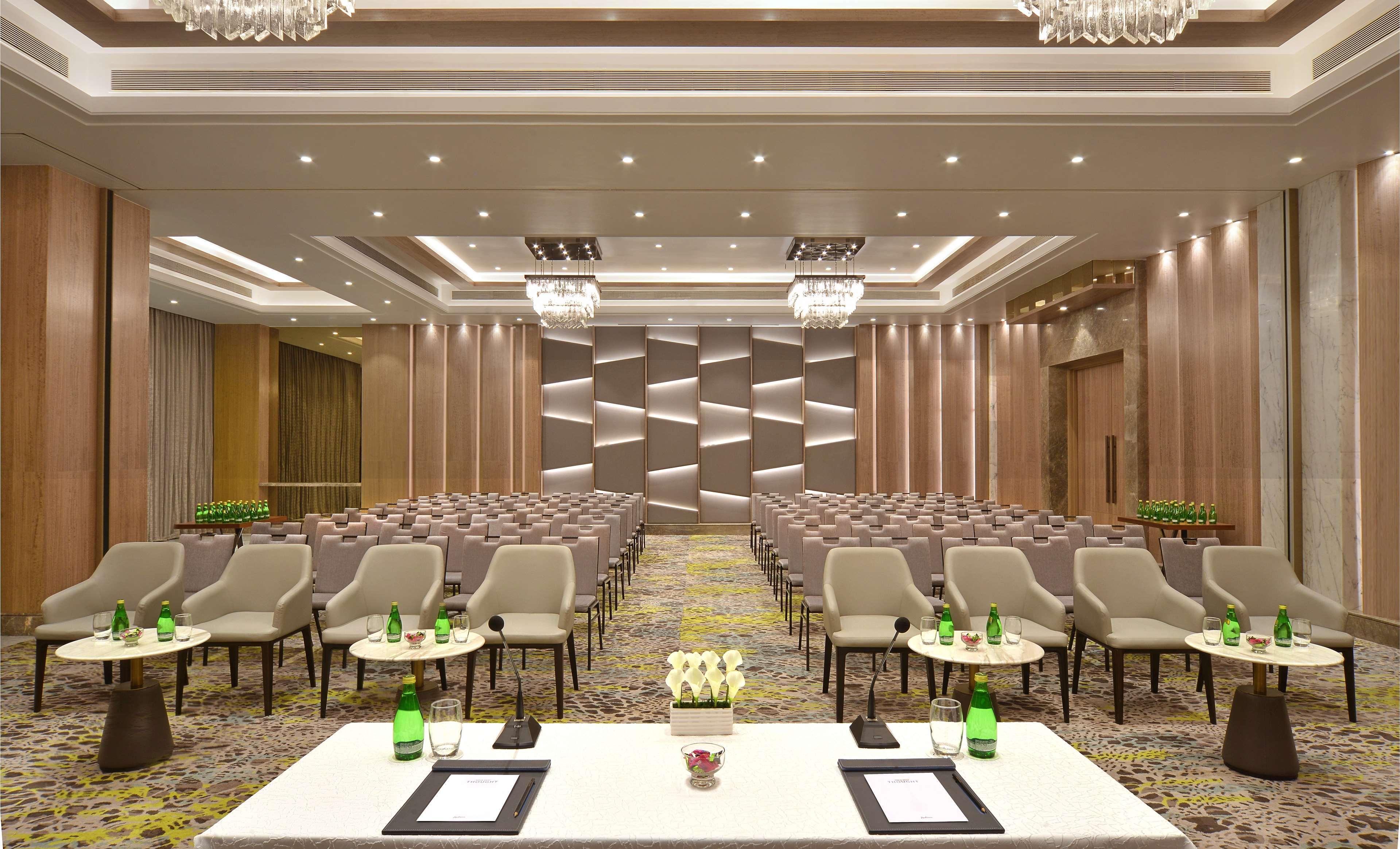 Radisson Mumbai Andheri Midc ภายนอก รูปภาพ The Grand Ballroom