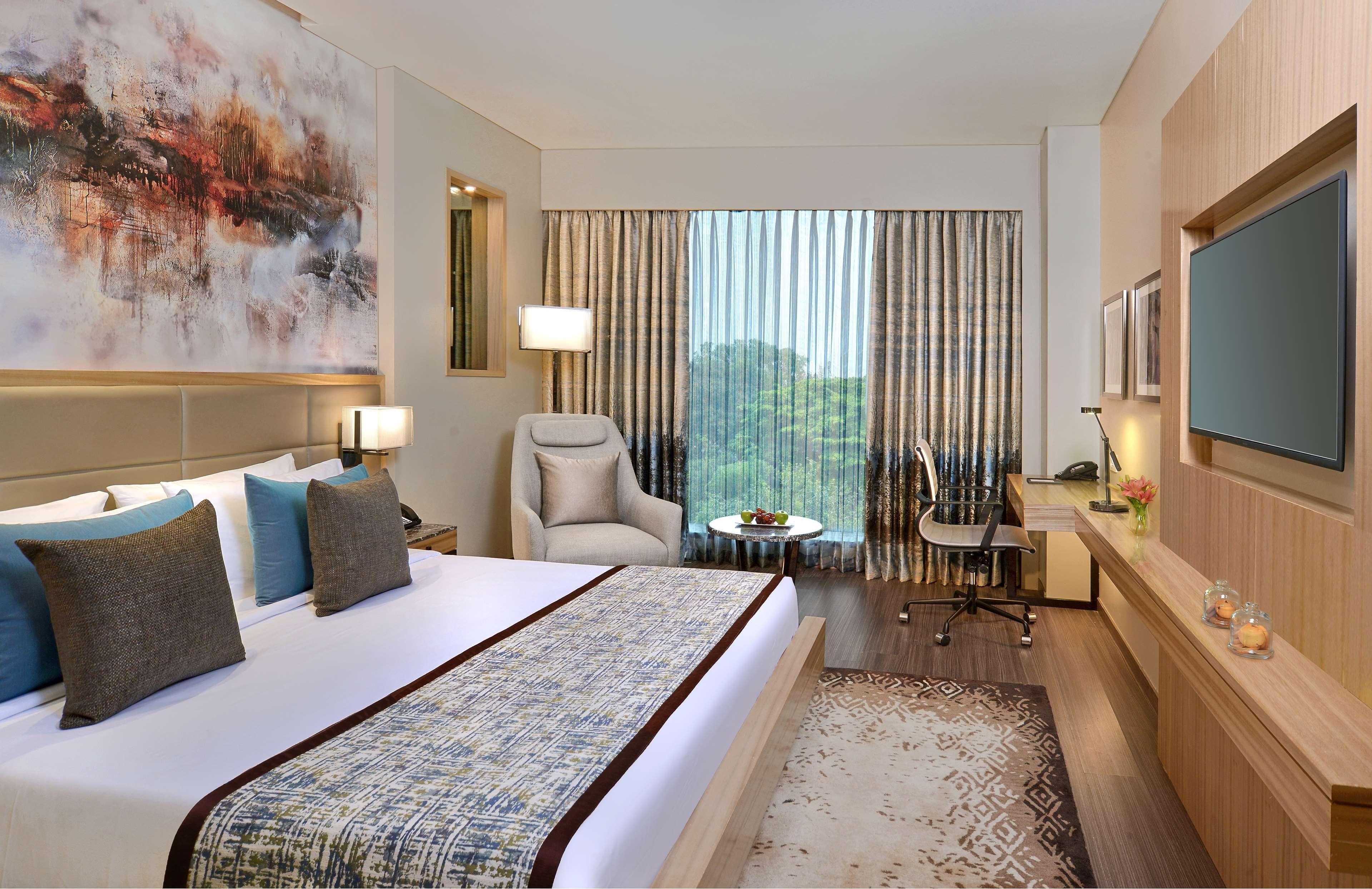 Radisson Mumbai Andheri Midc ภายนอก รูปภาพ