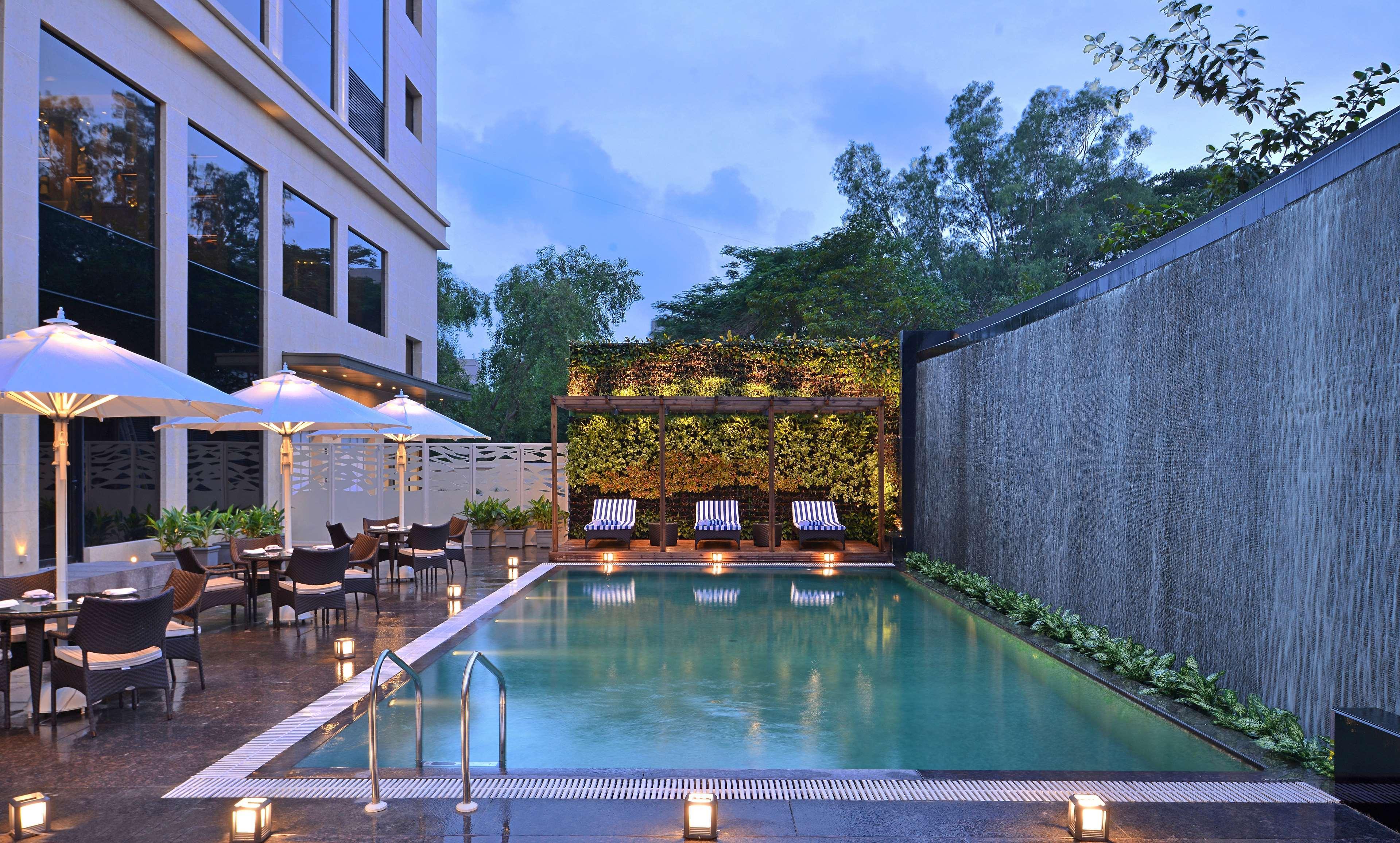 Radisson Mumbai Andheri Midc ภายนอก รูปภาพ The Park, Hyderabad